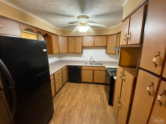 Building Photo - 4416 Creighton Rd