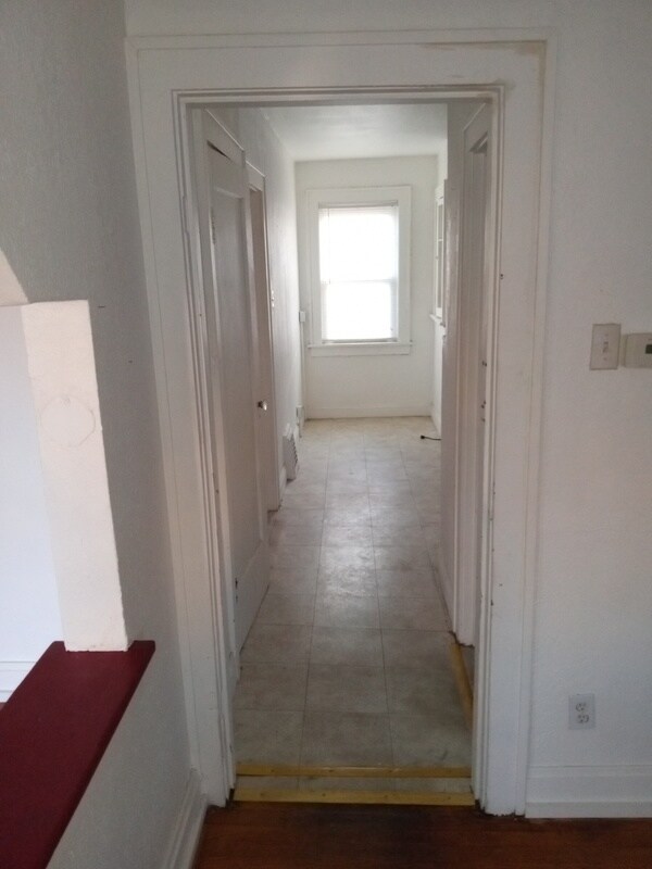 Building Photo - 4864 Calvin Ave