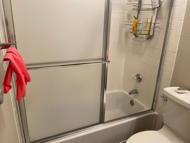 Building Photo - Beautiful 2 bed 2 bath Condo in Centennial