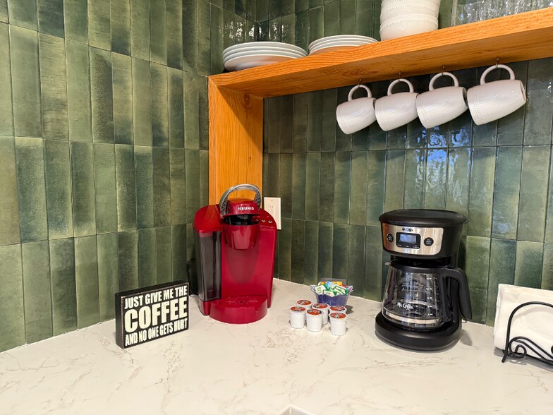 Building Photo - 945 N 7th St