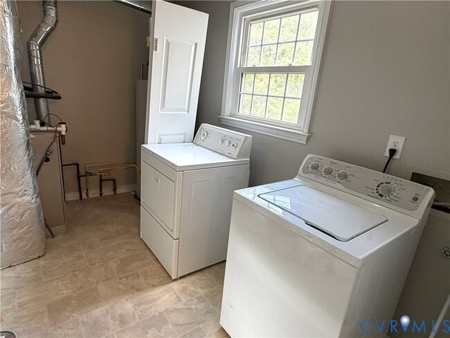 Building Photo - 11402 Creekside Dr