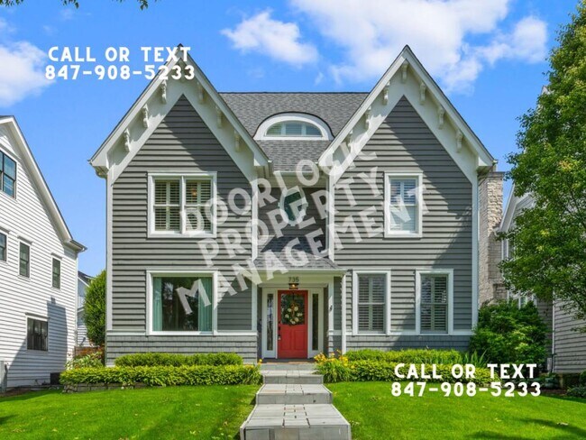 Building Photo - 735 W 8th St