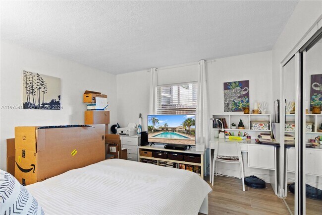 Building Photo - 11209 SW 88th St