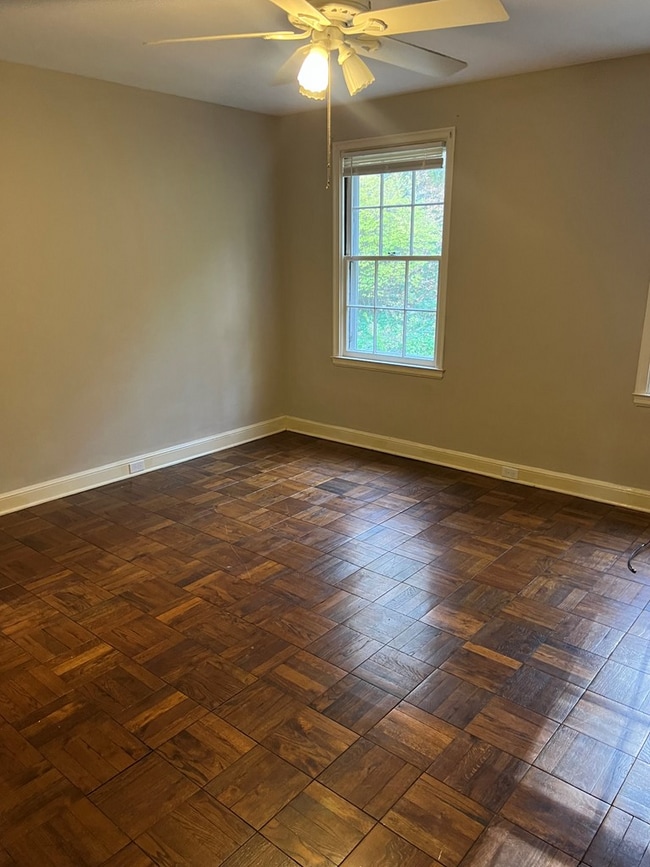 Building Photo - 146 High Rd