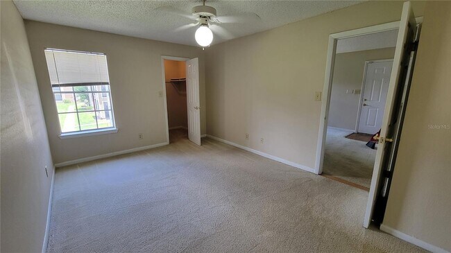 Building Photo - 5500 Devonbriar Way