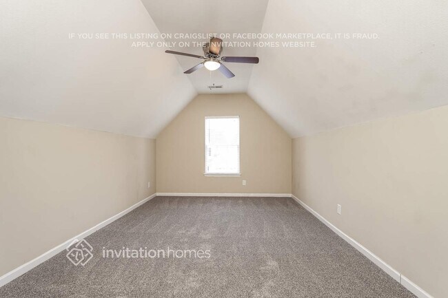 Building Photo - 849 Hedgepath Terrace