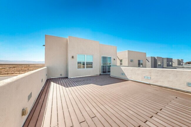 Building Photo - 2639 Stryker Road Southeast