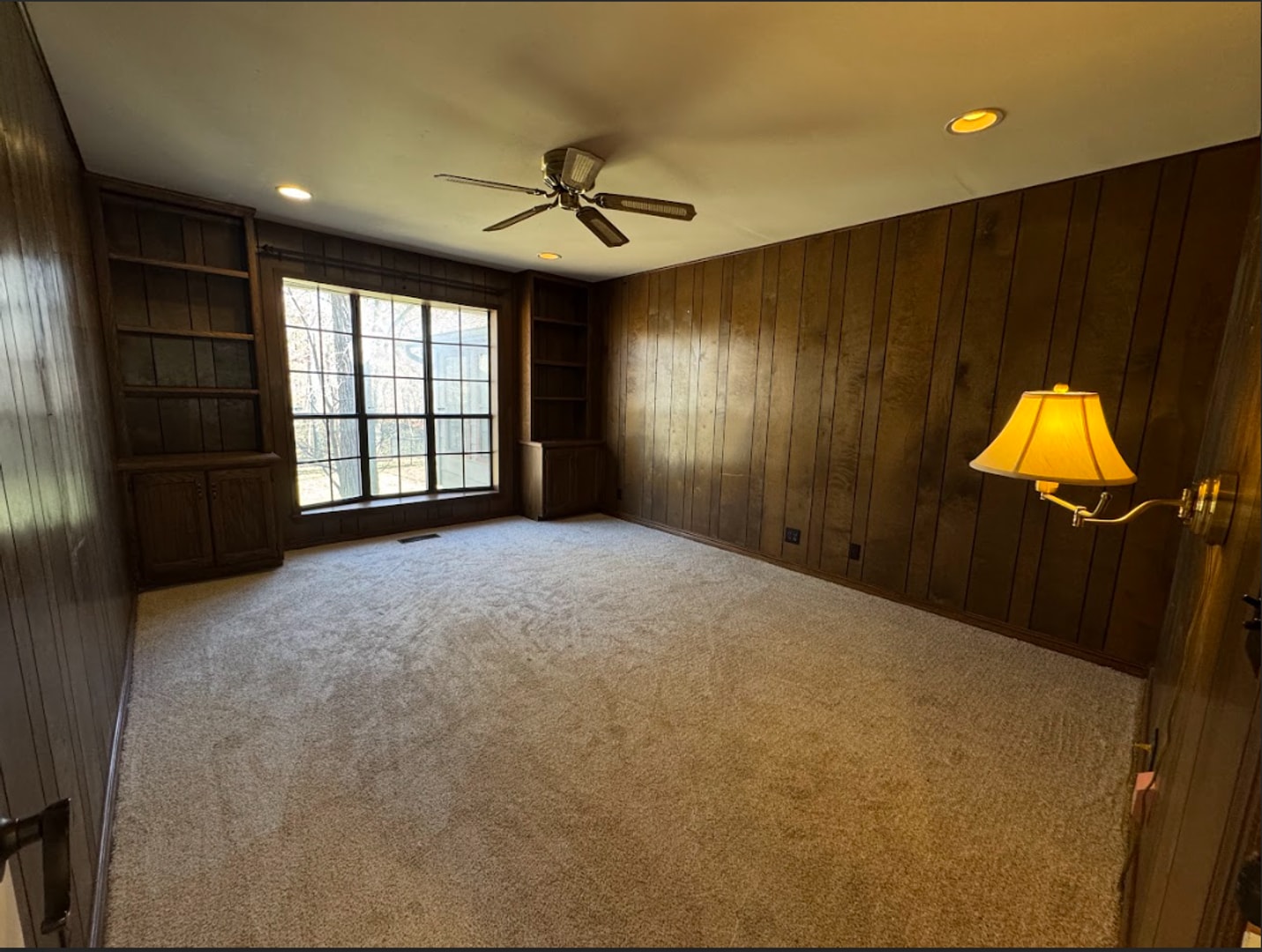 Building Photo - 23 N Howard Pl