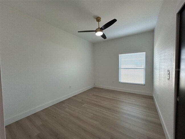 Building Photo - 12602 Buffing Rd