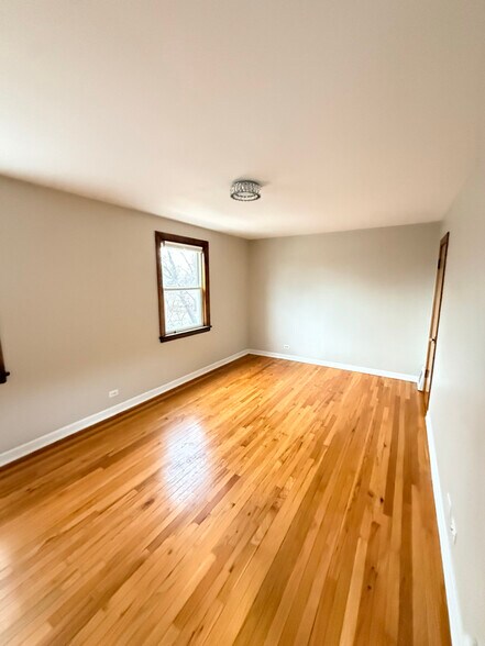 Building Photo - 4144 Park Ave