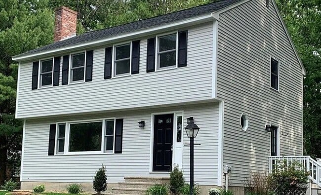 Primary Photo - Ideally located 3 bedroom home in Westford...