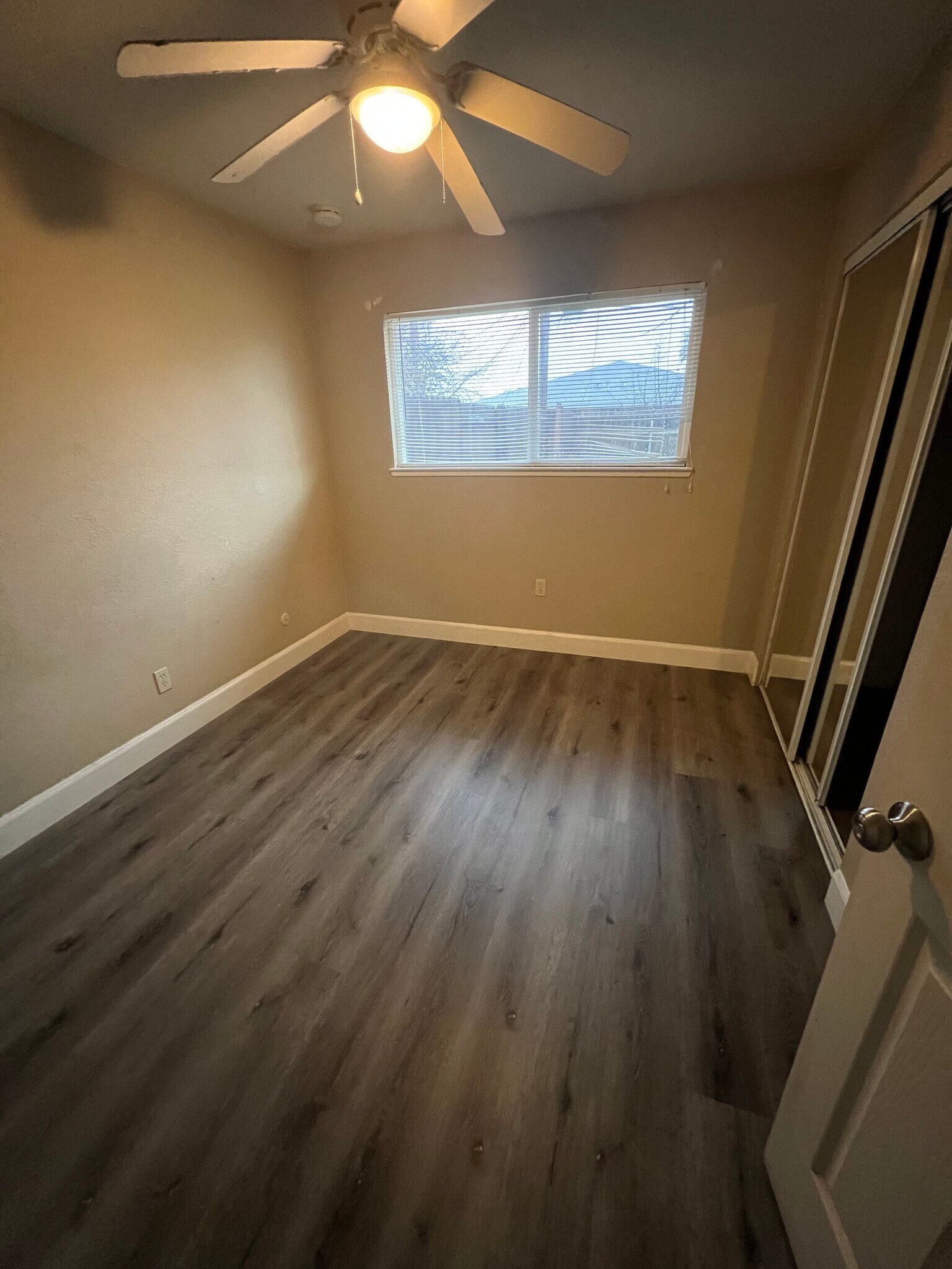 Building Photo - 10178 Crawford Way