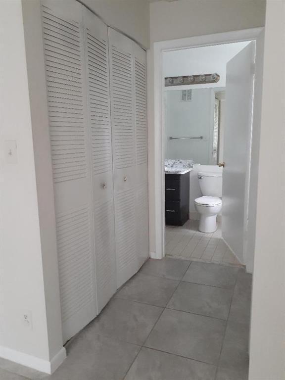 Building Photo - 911 Lyons Rd