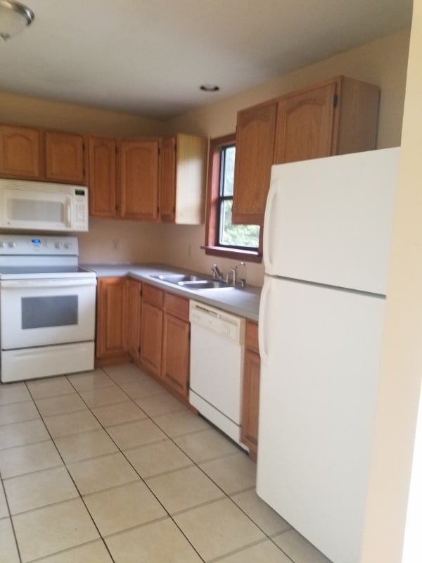 Building Photo - 1546 Black Birch Way