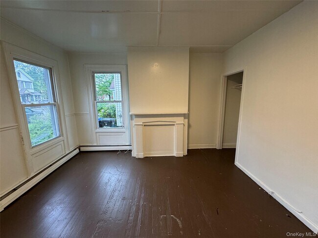 Building Photo - 21 Jewett Ave