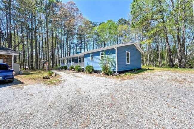 Building Photo - 5955 Kemp Dr