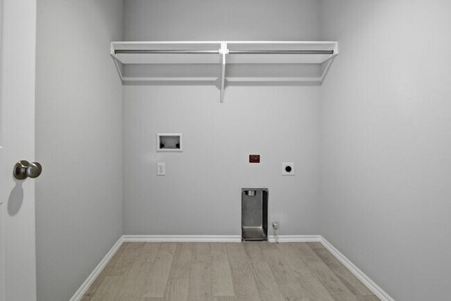 Building Photo - Spacious 4 Bed Home in Owasso – Open Living + Modern Kitchen