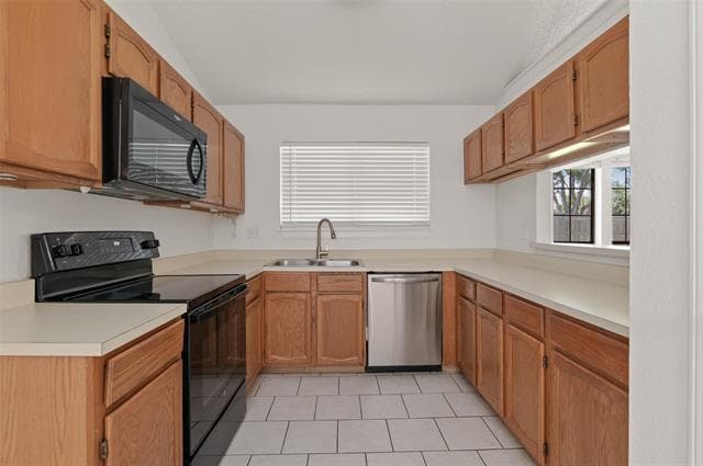 Building Photo - 3516 Glenview Dr