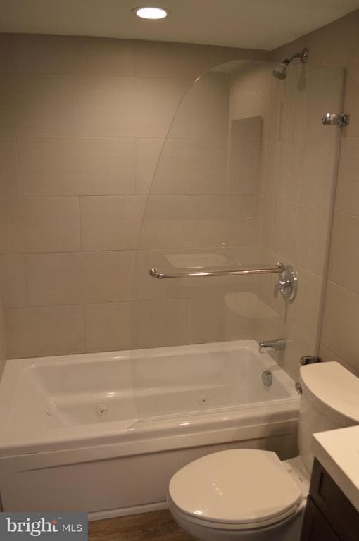 Building Photo - 10026 Fair Wds Dr