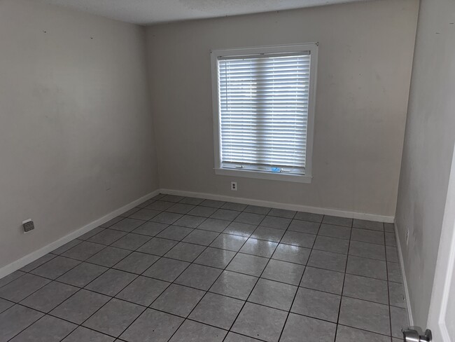 Building Photo - 262 Citrus Dr