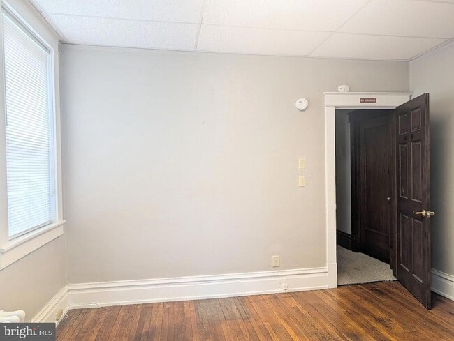 Building Photo - 233 E Pitt St