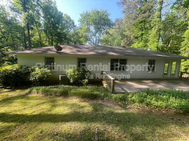 Building Photo - 224 Cold Creek Dr