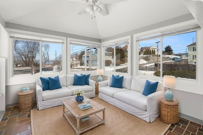 Building Photo - 42 Phillips Rd