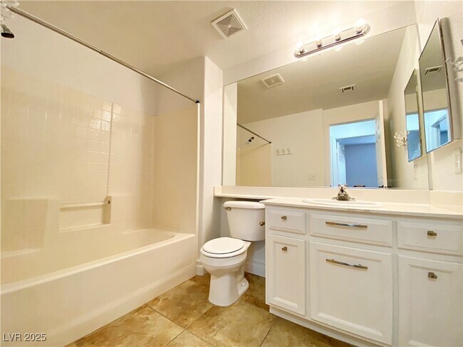 Building Photo - 10701 Pappas Ln