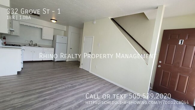 Building Photo - Two-Story 1 Bedroom In The SE!