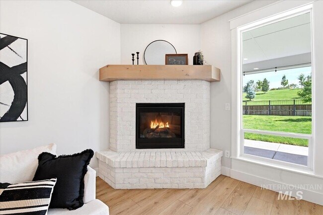 Building Photo - 2374 S Pelion Way