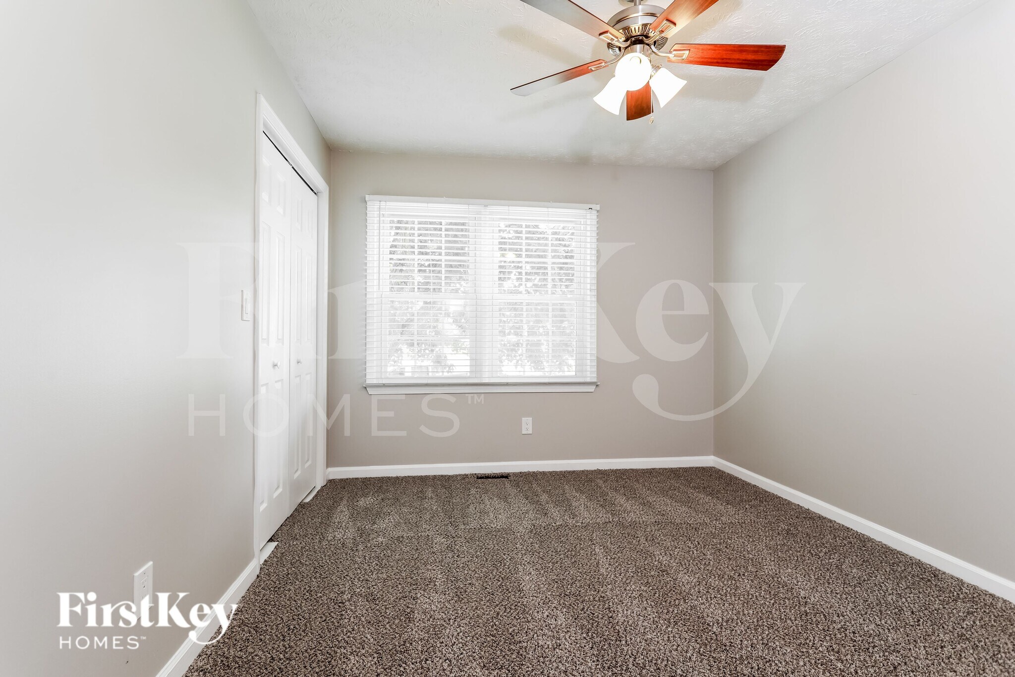 Building Photo - 2097 Blackberry Cir