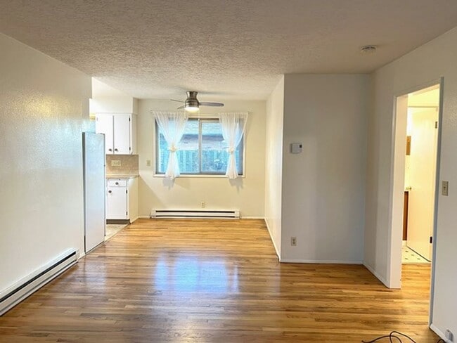 Building Photo - haym01*