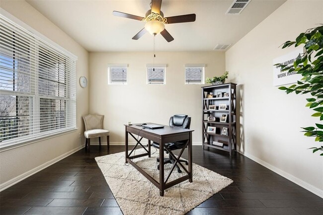 Building Photo - 2844 Coral Valley Dr