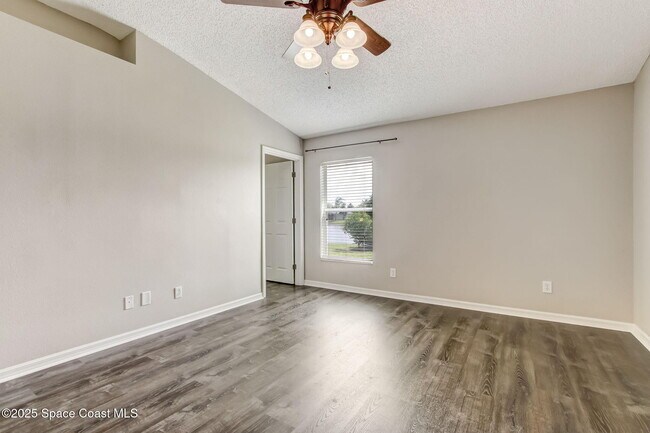Building Photo - 1273 Brumpton Pl