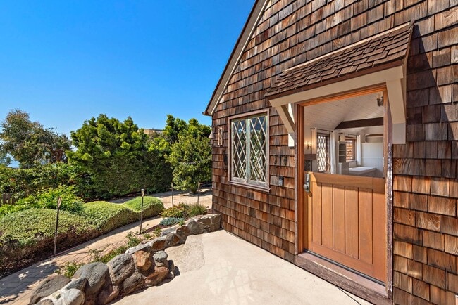 Building Photo - North Laguna Story Book Cottage