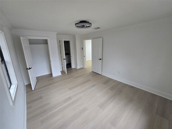 Building Photo - 9254 Haddick St