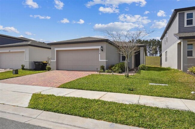 Building Photo - 3218 Bella Vista Dr