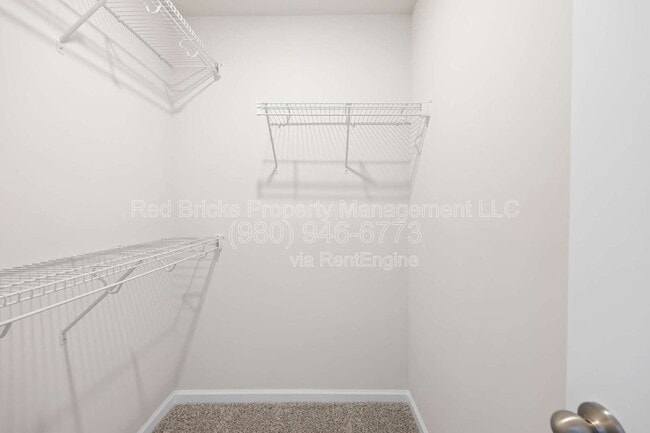 Building Photo - 5543 Worrell Wy