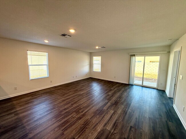 Building Photo - 2024 Construction 3 Bedroom Home in Cheyenne Meadows!