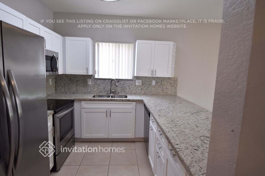 Building Photo - 28469 SW 131st Ct