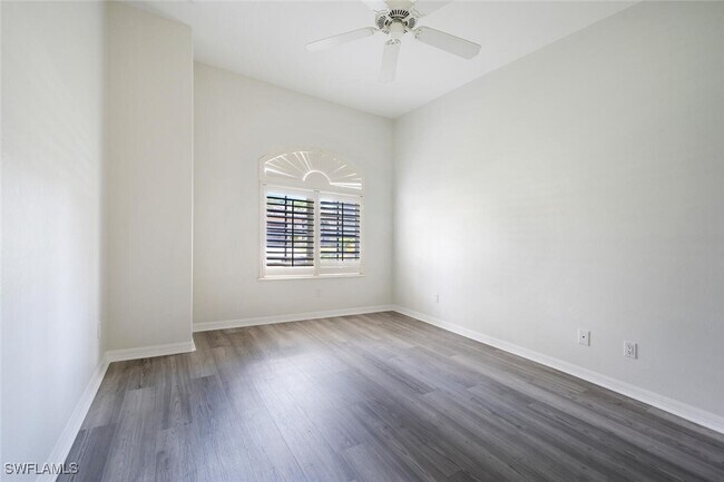 Building Photo - 10800 Fieldfair Dr