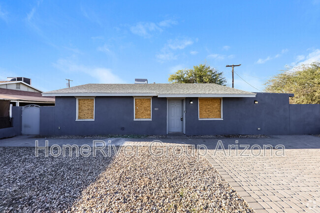 Building Photo - 3801 W Tamarisk Ave