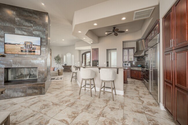 Building Photo - 1362 Pioneer Trail