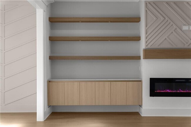 Building Photo - 407 Buford