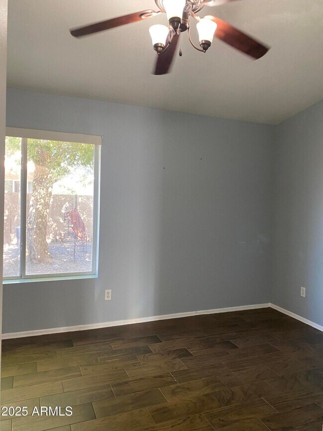 Building Photo - 18231 N Coyote Lakes Pkwy