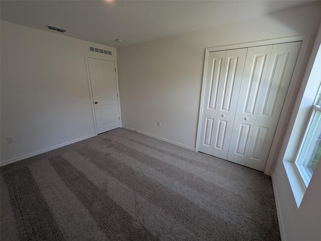 Building Photo - 9065 107th Ct