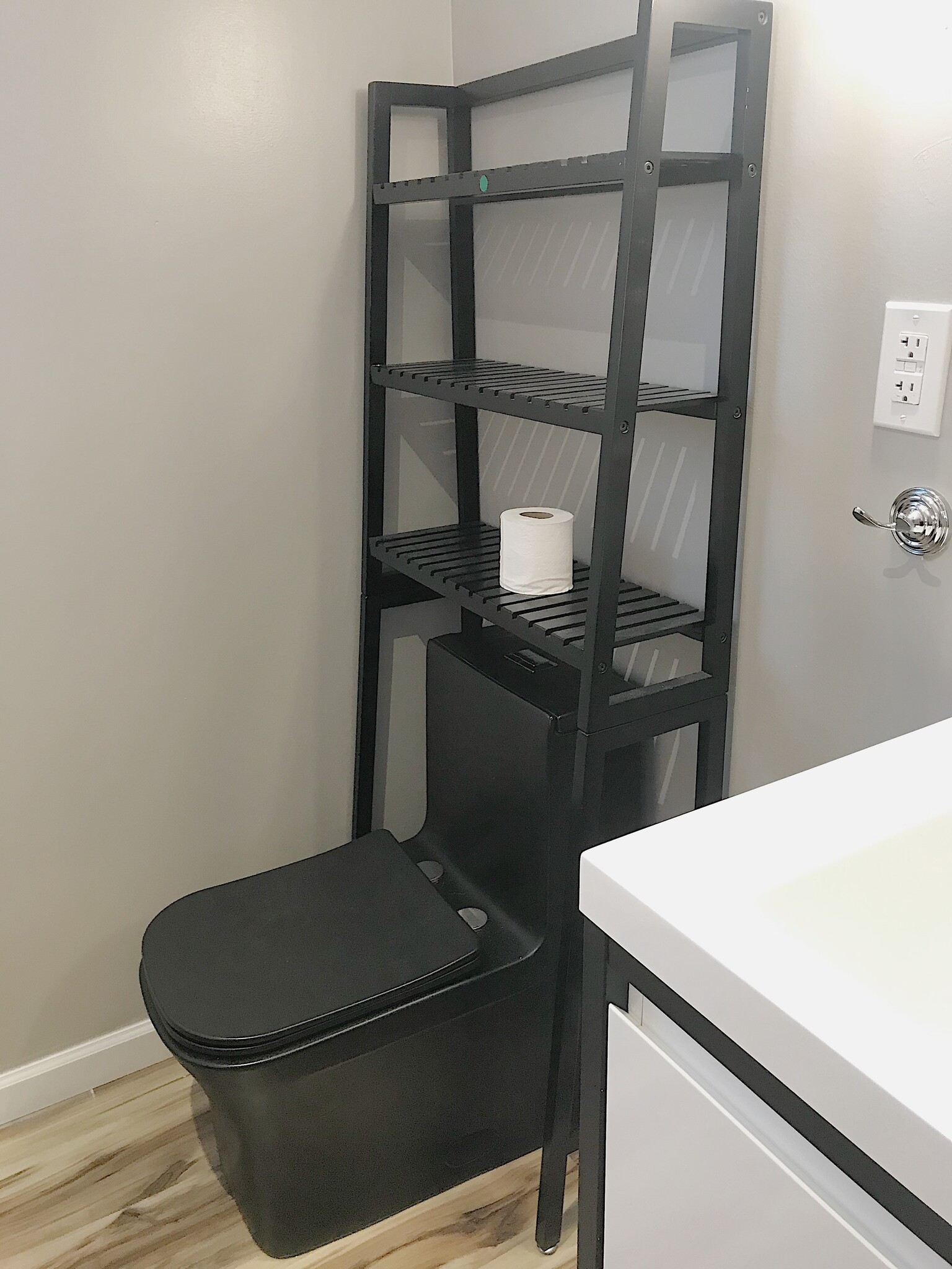 Building Photo - 721 S Kolbiaz Dr