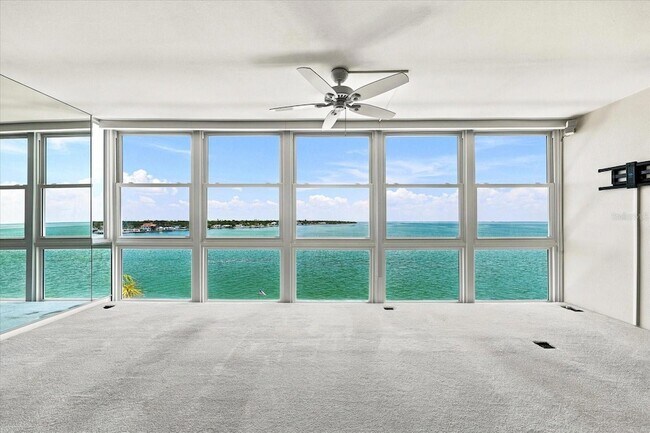 Building Photo - 7200 Sunshine Skyway Ln S