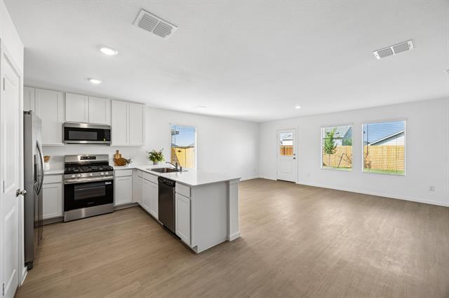 Building Photo - 3012 Tooley Dr