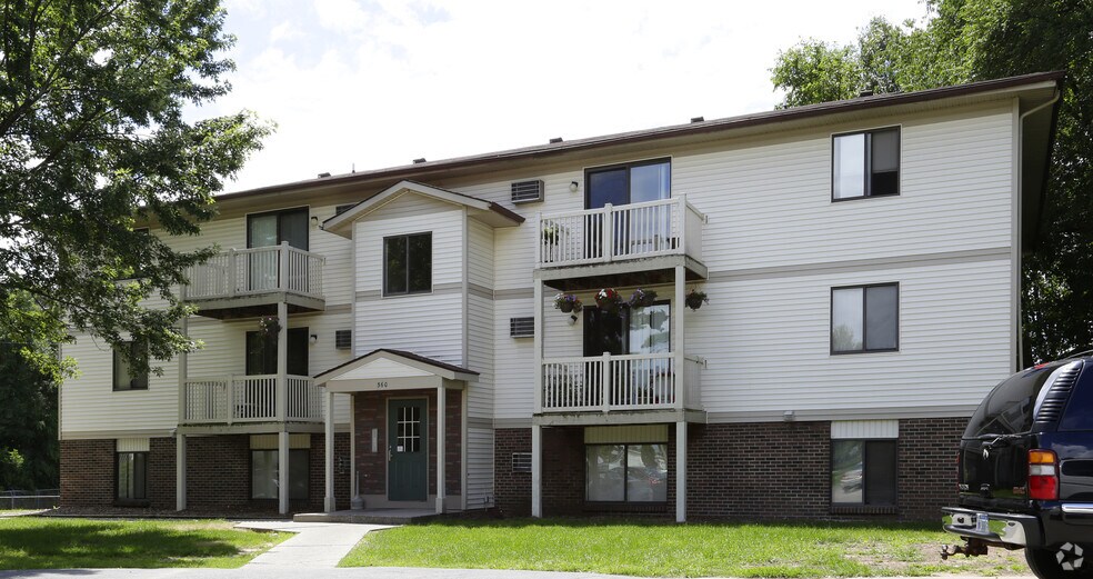 Peppercorn Apartments 3475 Woodward Ave SW Wyoming MI 49509